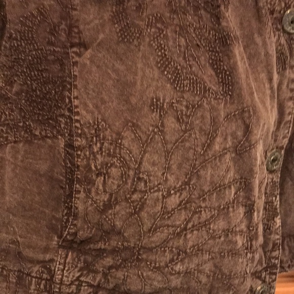 Chico’s Chocolate Brown Jean Style Jacket with Textured Quilt Stitching - Picture 3 of 9